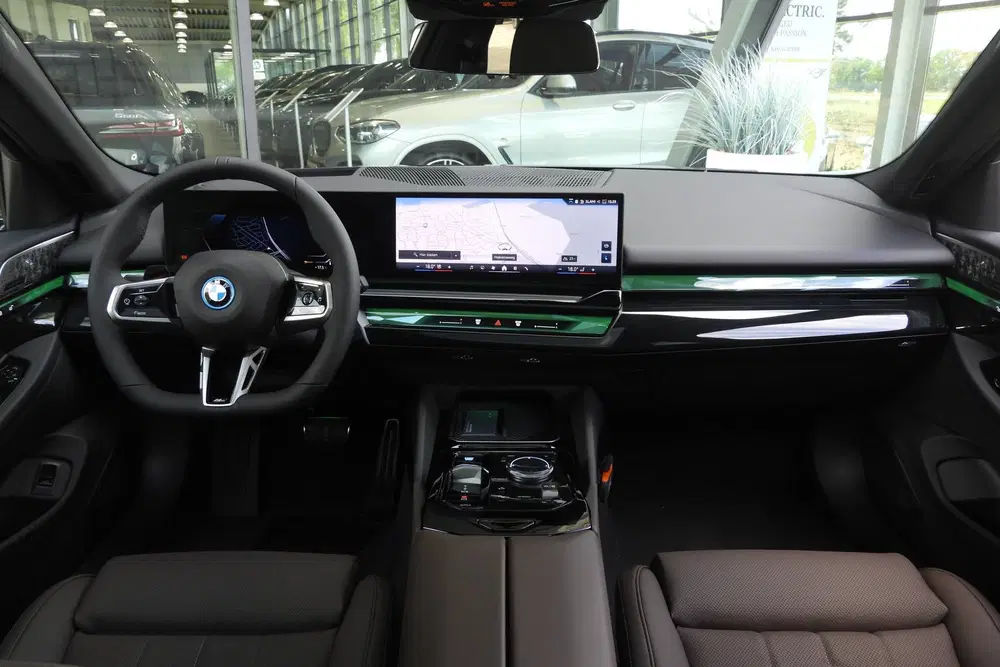 BMW i5 eDrive40 M Sport uit 2026, foto 3