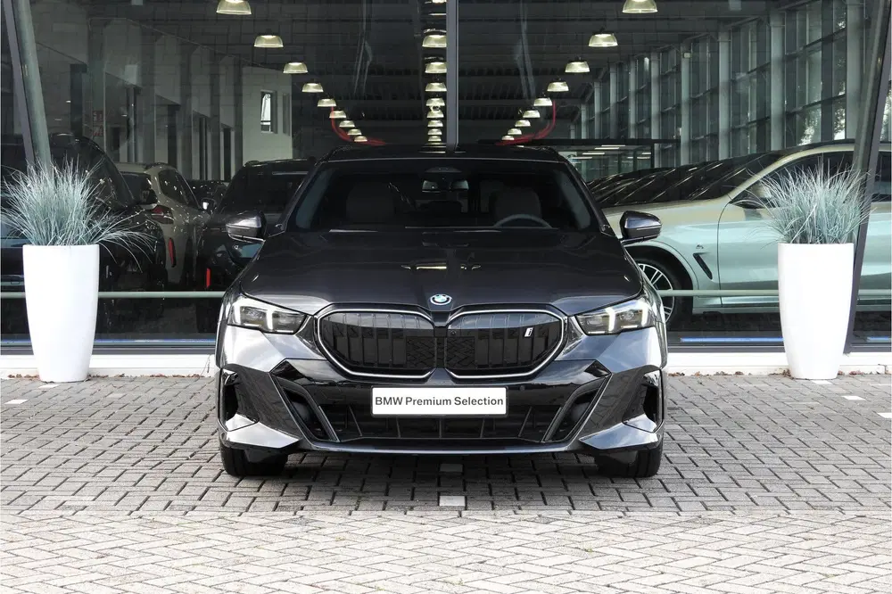 BMW i5 eDrive40 M Sport uit 2026, foto 9