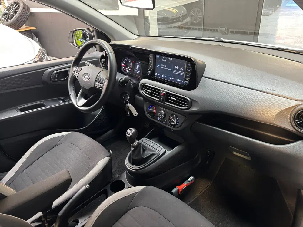Hyundai i10 1.0 Comfort uit 2022, foto 11