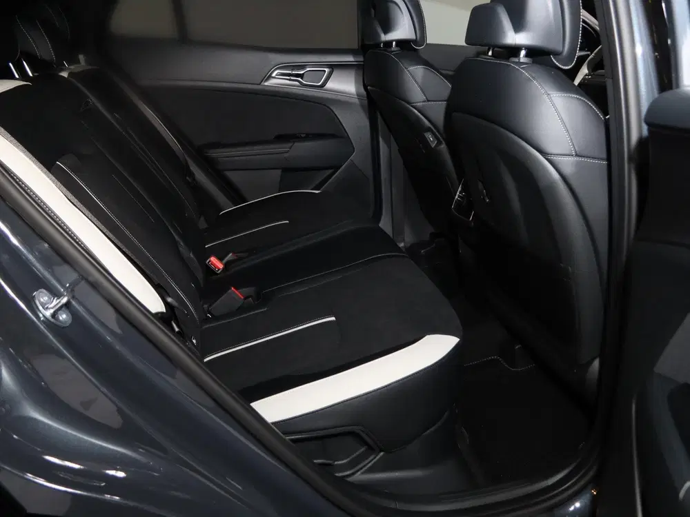 Kia Sportage 1.6 T-GDi Hybrid GT-Line uit 2026, foto 12