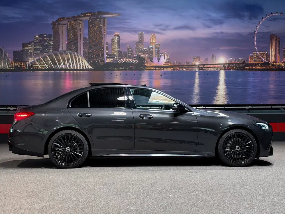 Mercedes-Benz C-Klasse C300 e C43 AMG Pack uit 2022, foto 4