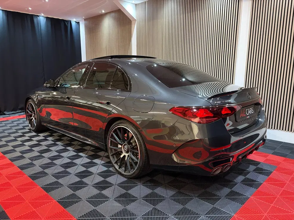 Mercedes-Benz E-Klasse AMG 53 4MATIC+ Night Edition Head-up uit 2025, foto 13
