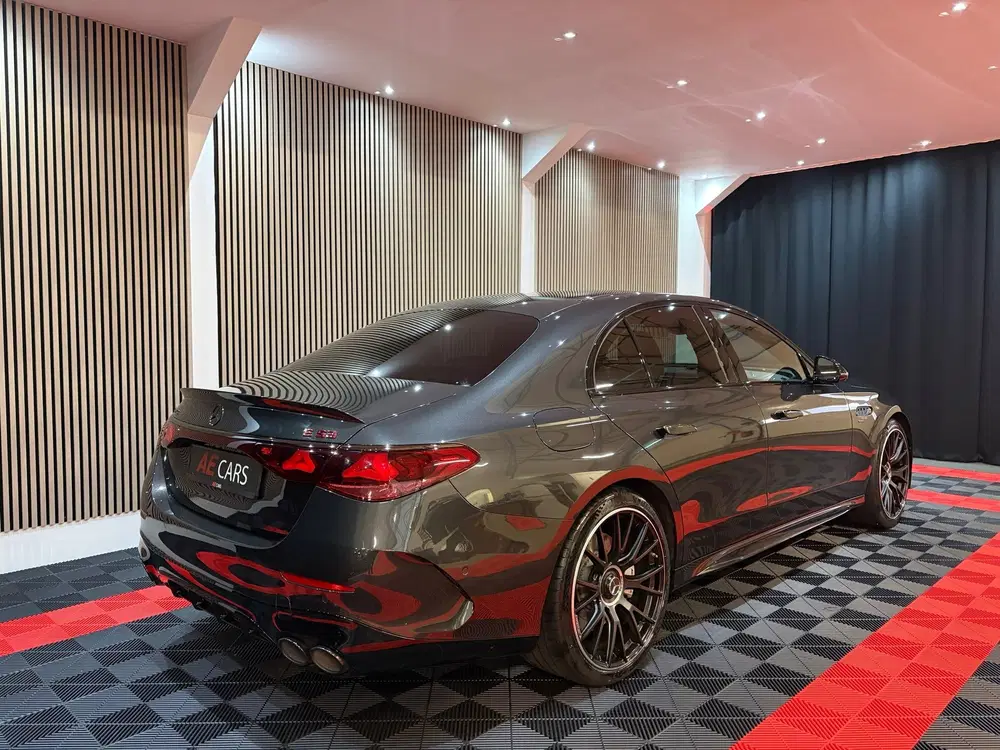 Mercedes-Benz E-Klasse AMG 53 4MATIC+ Night Edition Head-up uit 2025, foto 5