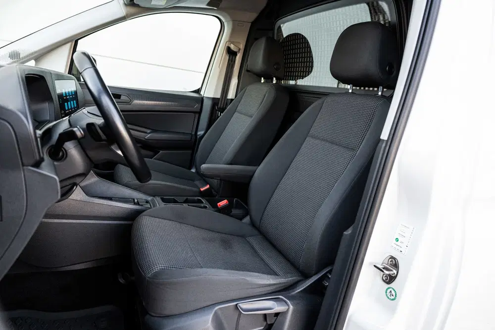 Volkswagen Caddy 1.5 TSI 114pk DSG Style uit 2021, foto 4