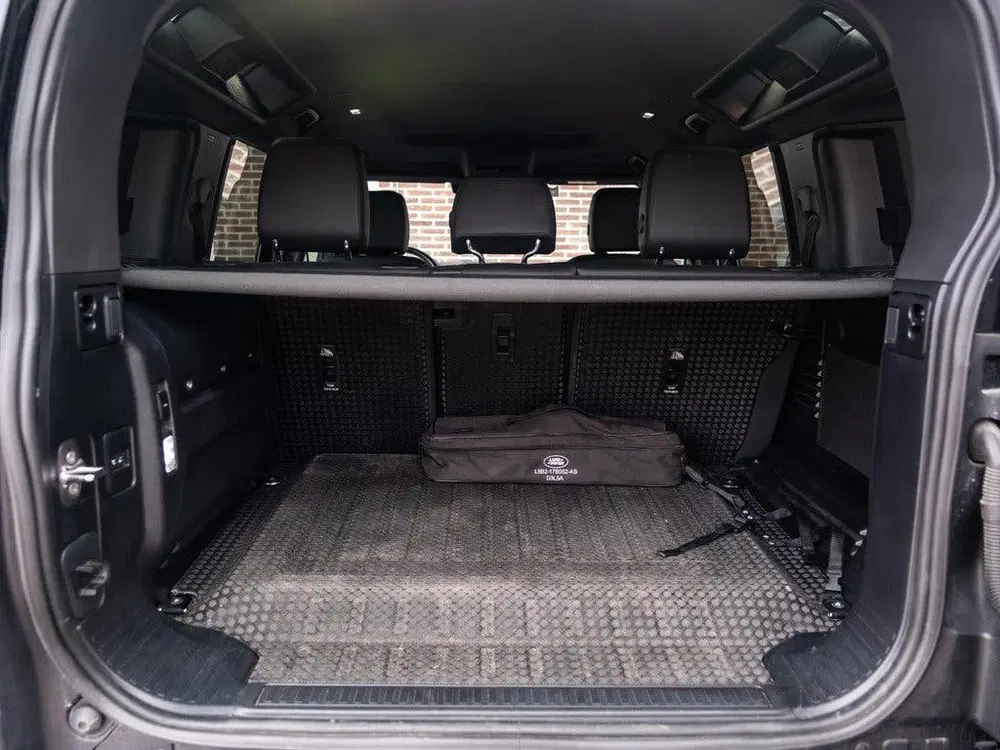 Land Rover Defender 110 2.0 P400e S uit 2024, foto 11