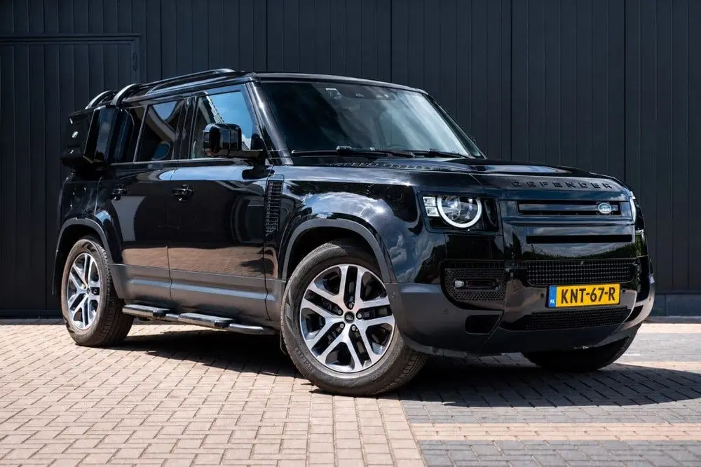 Land Rover Defender 110 2.0 P400e S uit 2024, foto 3