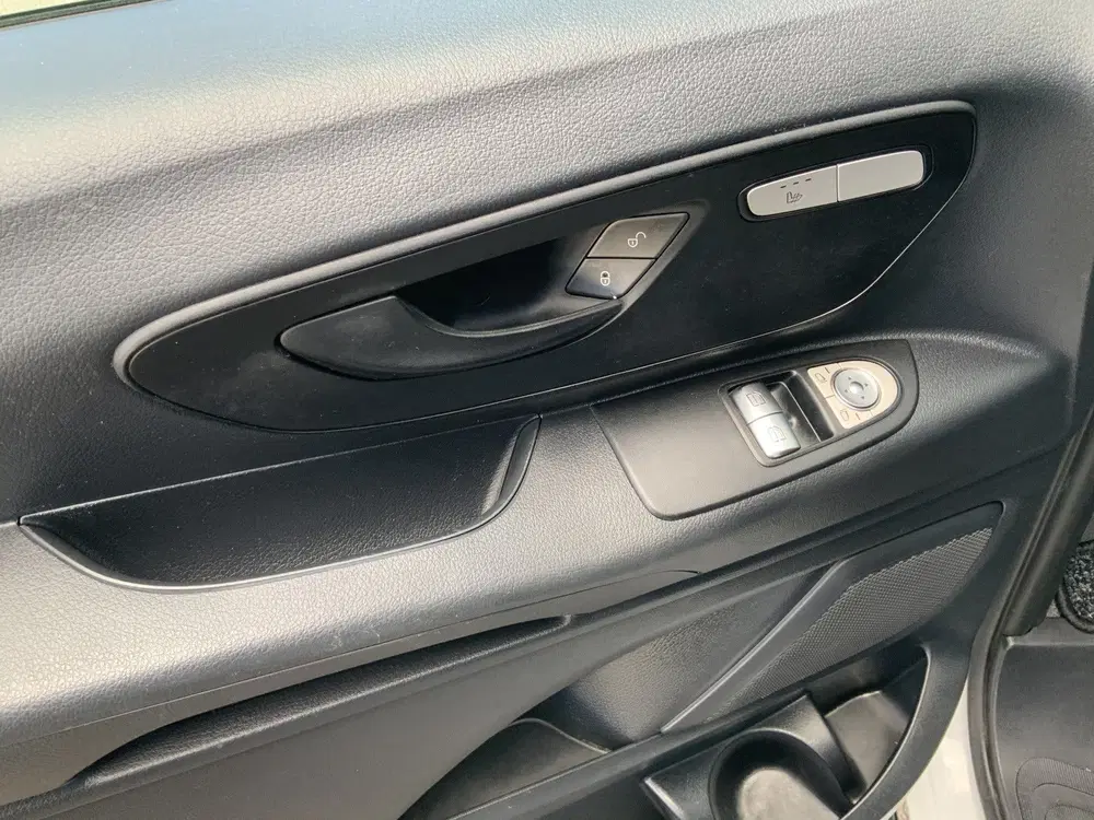 Mercedes-Benz Vito Automaat 116 CDI Lang 2 Airco Cruise 3 Zi uit 2021, foto 7