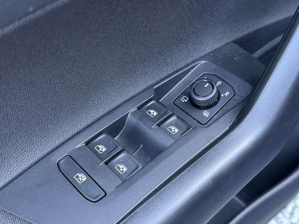 Volkswagen Taigo 1.0 TSI 95PK LIFE EDITION CARPLAY uit 2025, foto 12