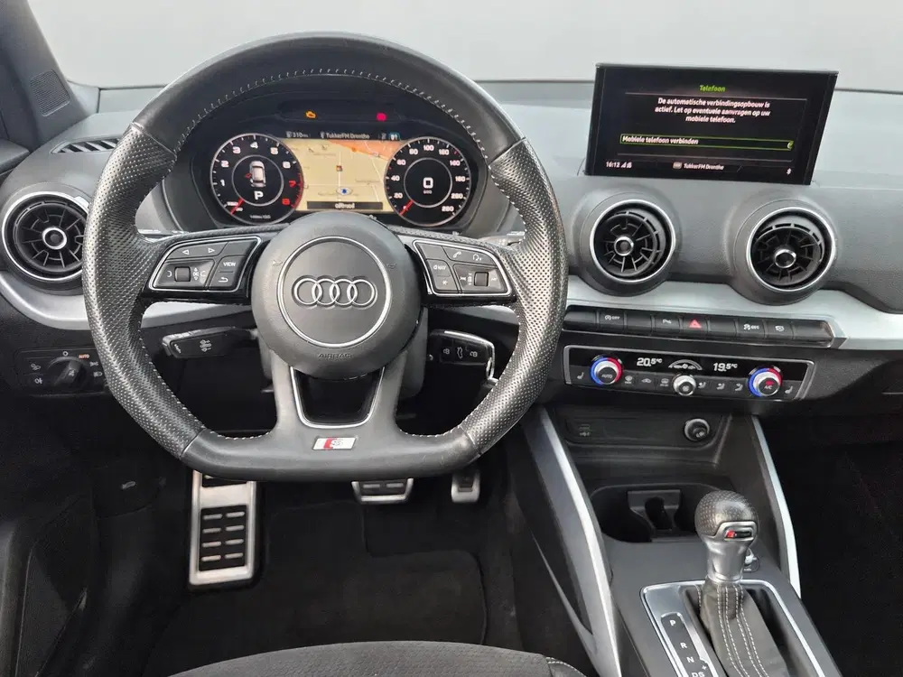 Audi Q2 35 TFSI S Edition 2x S-line uit 2020, foto 10