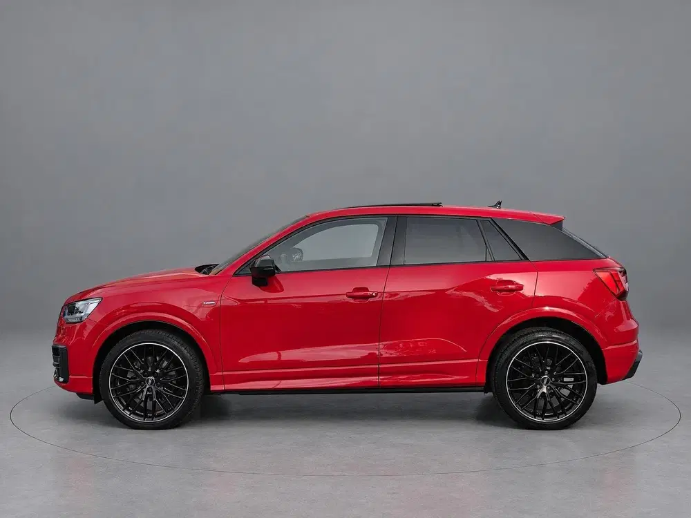 Audi Q2 35 TFSI S Edition 2x S-line uit 2020, foto 2