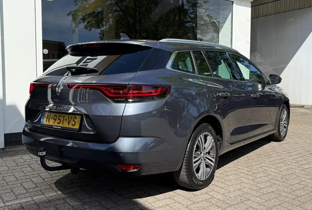 Renault Megane Mégane Estate 1.3 TCe Intens Aut. uit 2022, foto 3