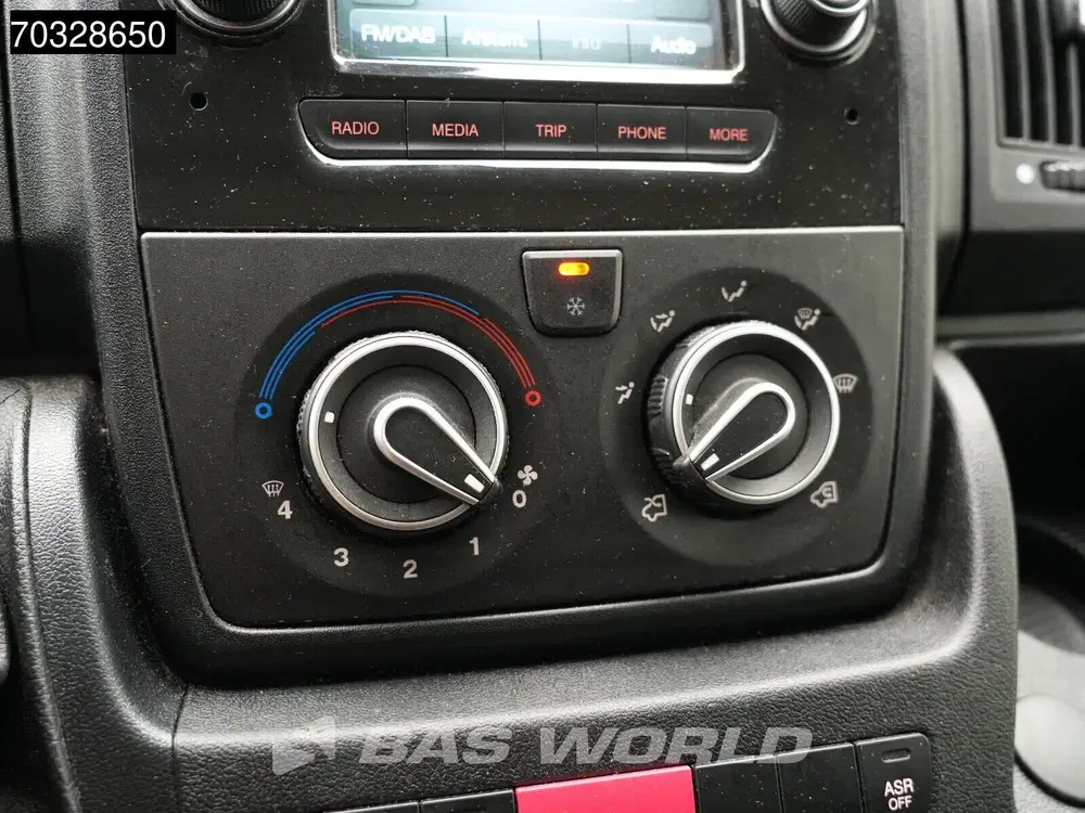Citroën Jumper 130pk L2H1 Trekhaak Airco Cruise Camera Im uit 2019, foto 14