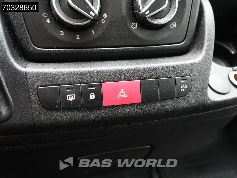 Citroën Jumper 130pk L2H1 Trekhaak Airco Cruise Camera Im uit 2019, foto 15