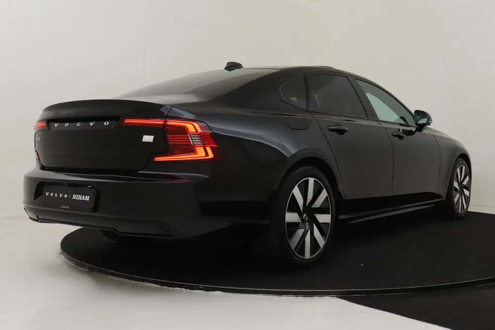 Volvo S90 T8 AWD ULTIMATE DARK -PANO.DAK uit 2024, foto 3