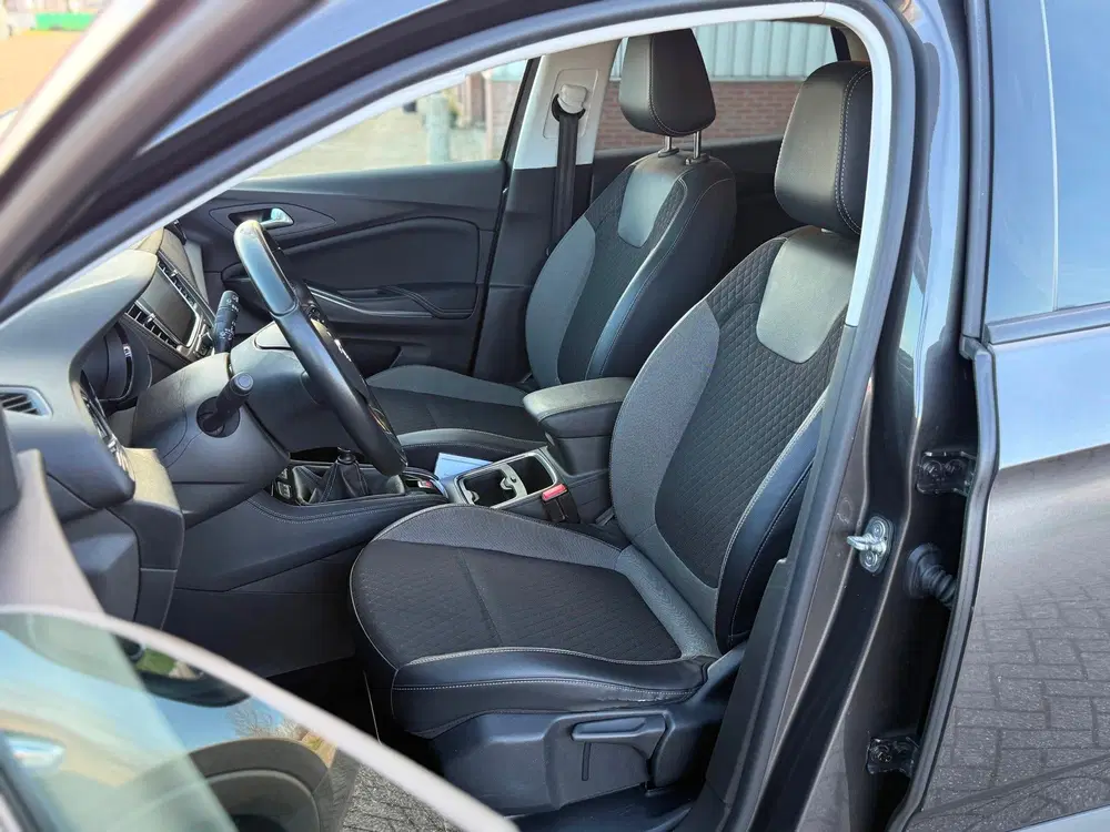 Opel Grandland 1.2 Turbo Business Executive uit 2019, foto 8