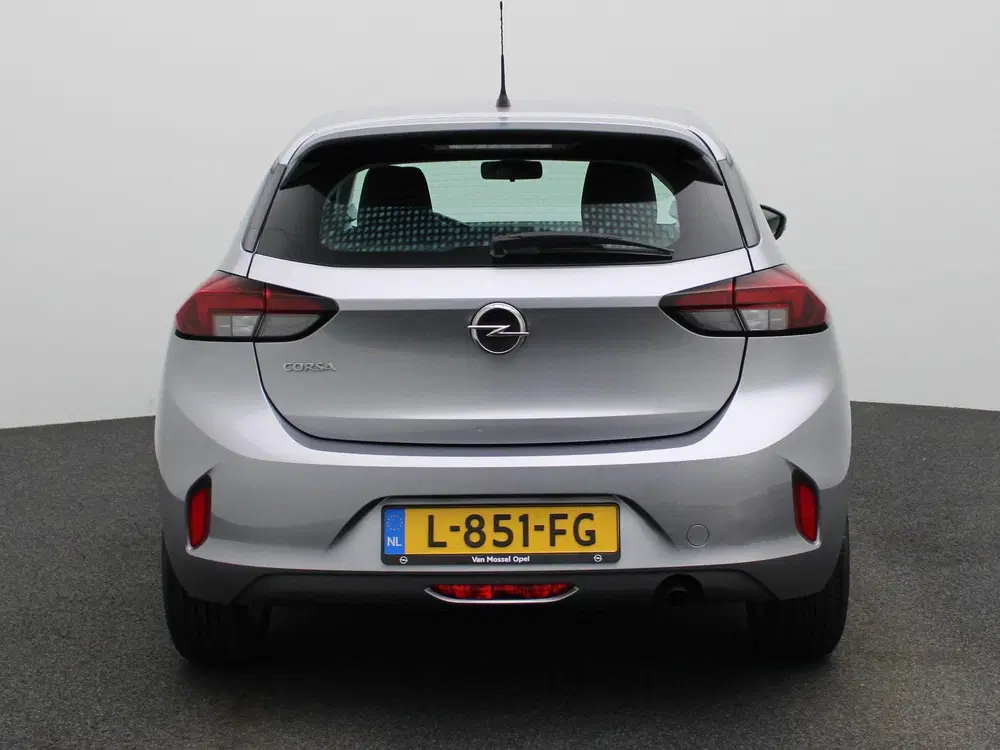 Opel Corsa 1.2 Edition uit 2021, foto 5