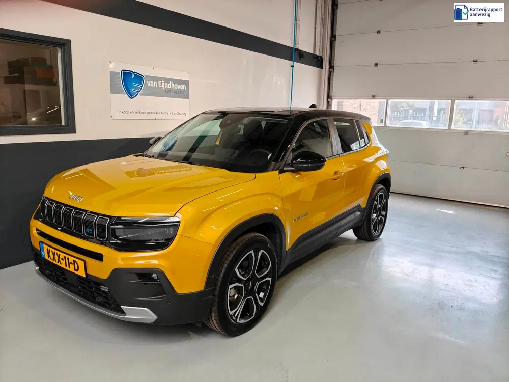 Jeep Avenger Summit 54 kWh uit 2023