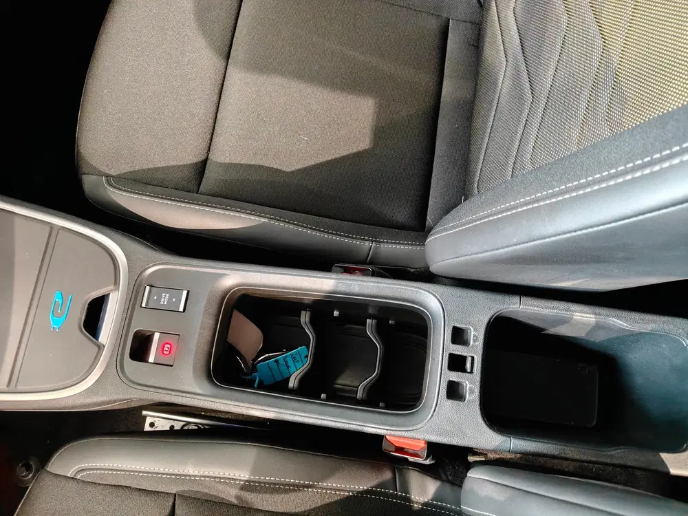 Jeep Avenger Summit 54 kWh uit 2023, foto 12