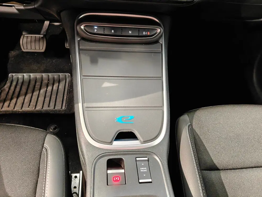 Jeep Avenger Summit 54 kWh uit 2023, foto 13
