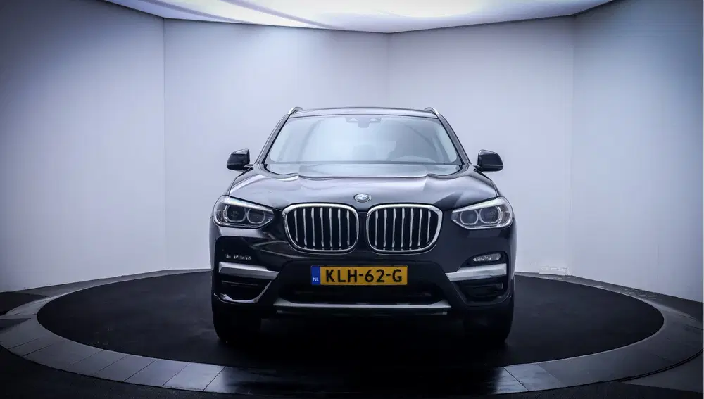 BMW X3 30iA xDr. EXECUTIVE Edition FULL LED uit 2020, foto 2