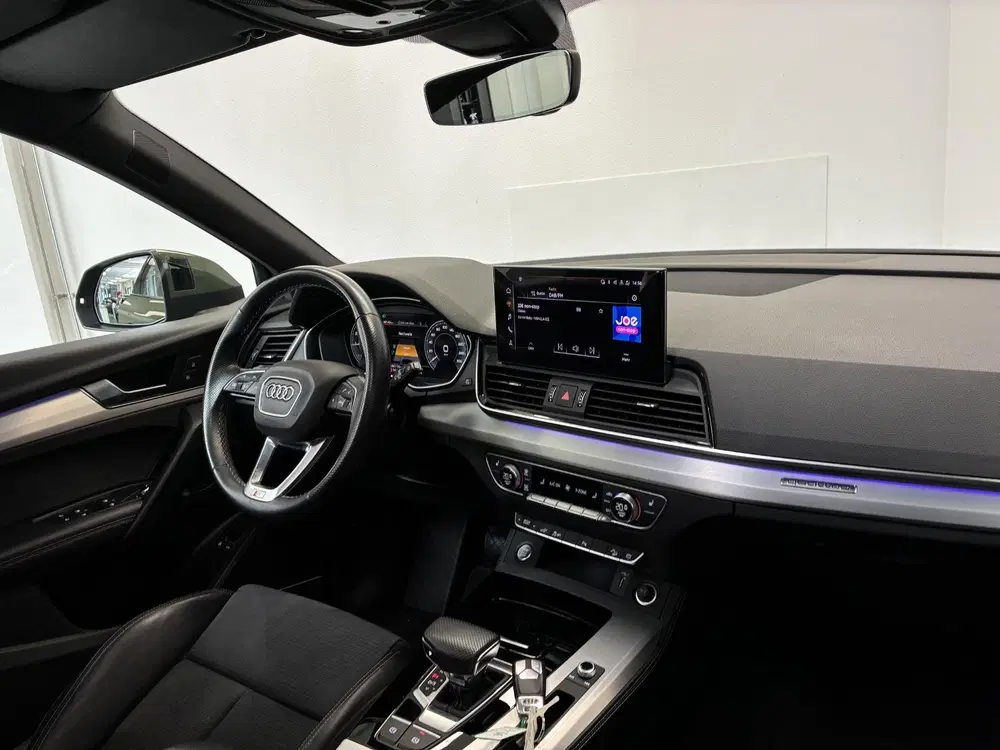 Audi Q5 55 TFSI e S edition uit 2021, foto 13