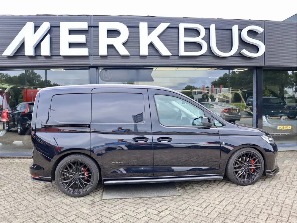 Volkswagen Caddy 2.0 TDI 120PK DSG BLACK EDITION uit 2024, foto 5