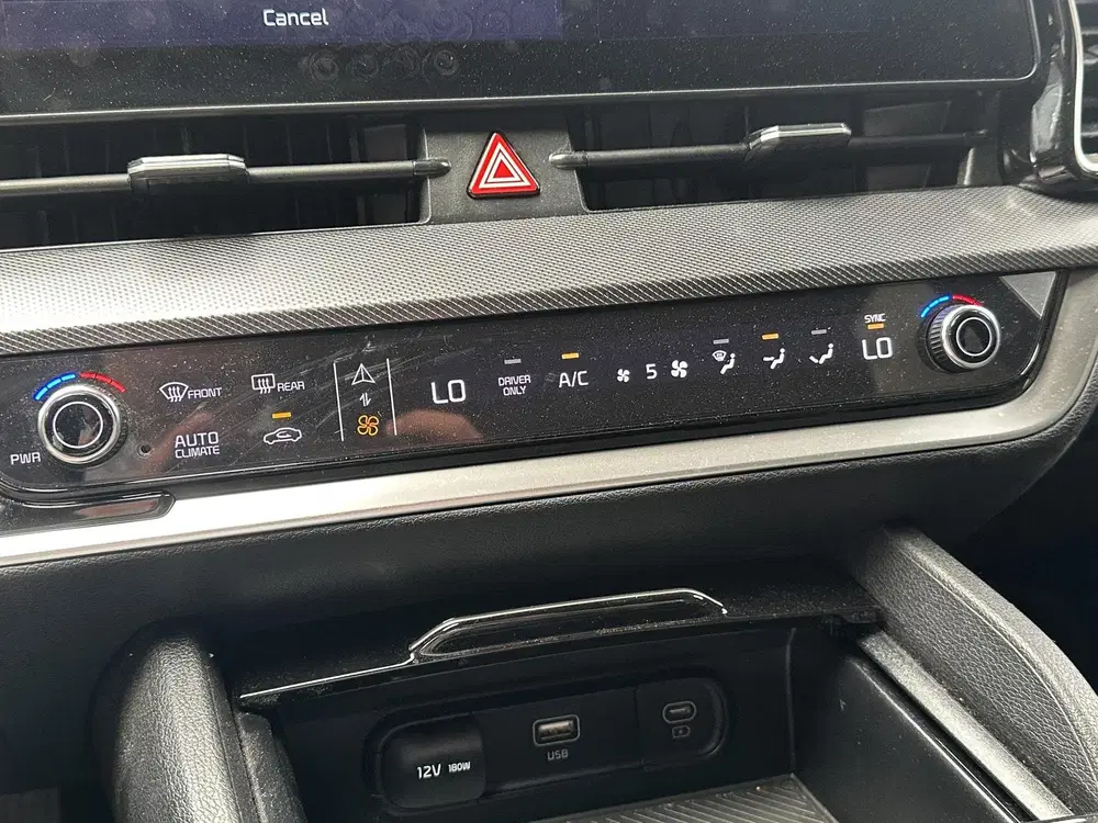 Kia Sportage 1.6 T-GDi Plug-in Hybrid AWD Dark Edition uit 2025, foto 13