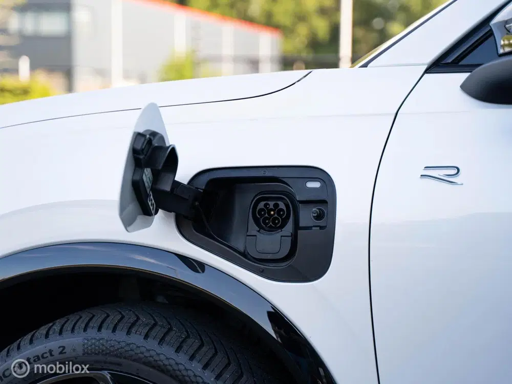 Volkswagen Tiguan 1.5 eHybrid R-Line Pano uit 2024, foto 11