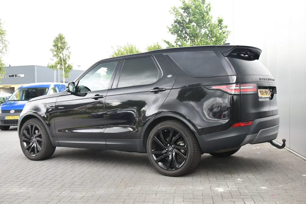 Land Rover Discovery 3.0 Td6 HSE Luxury Leer uit 2019, foto 7
