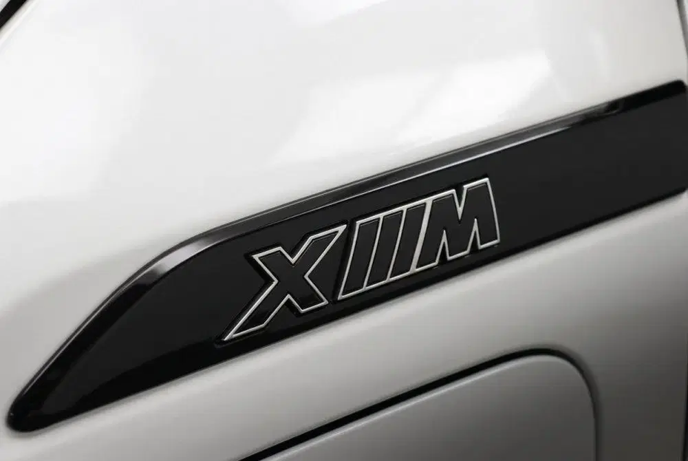 BMW XM PHEV 30 kWh M Sport V8 Carbon l Drive Assi uit 2024, foto 11
