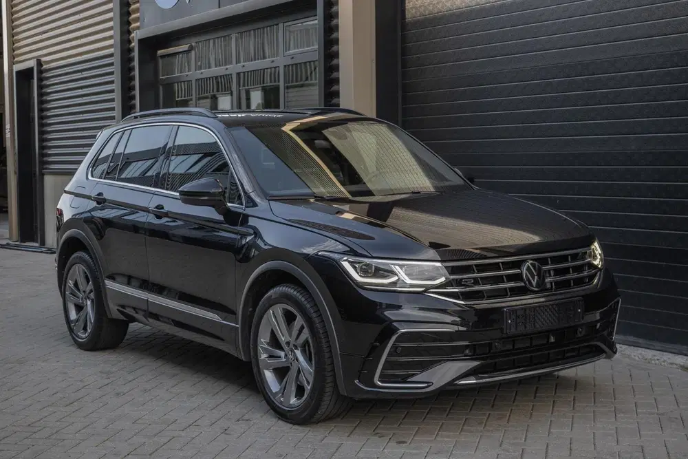 Volkswagen Tiguan 1.4 TSI eHybrid R-Line uit 2023, foto 3