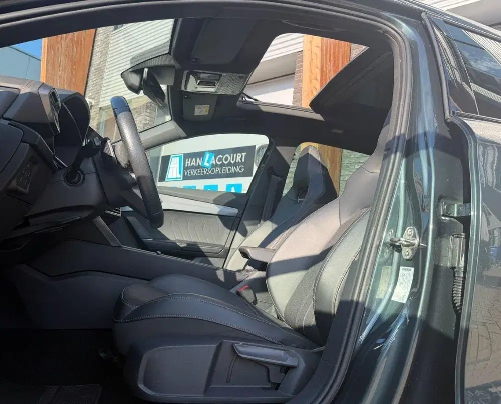 Cupra Formentor 1.4 e-Hybrid VZ Copper Edition PANO uit 2022, foto 13