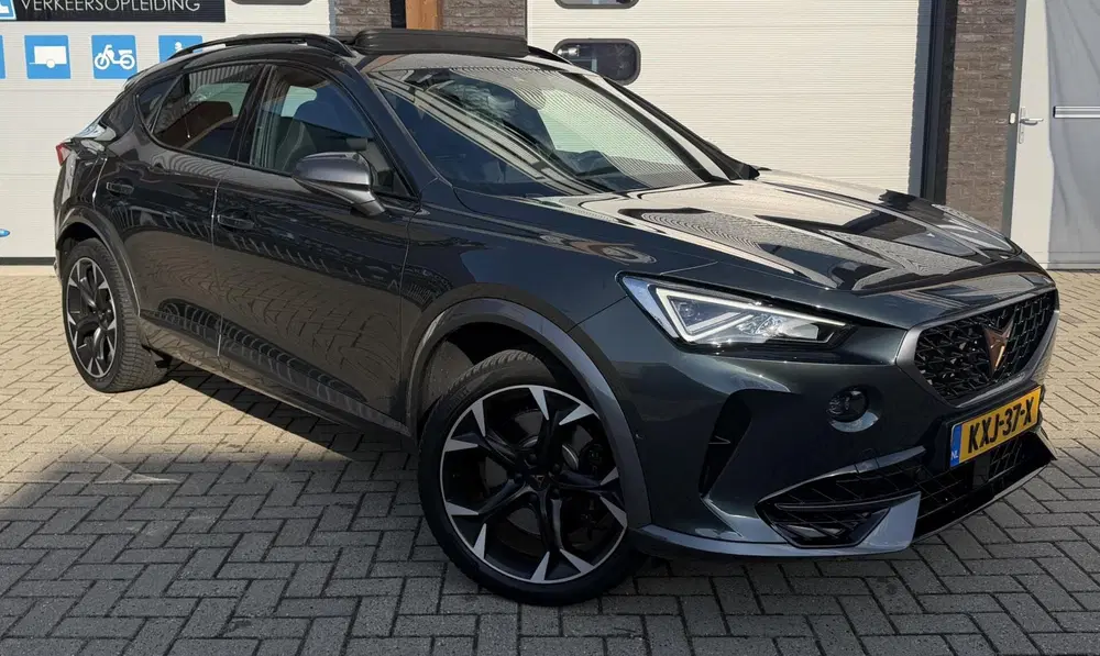 Cupra Formentor 1.4 e-Hybrid VZ Copper Edition PANO uit 2022, foto 5