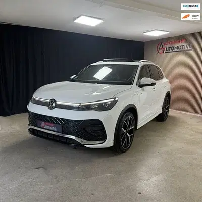 Volkswagen Tiguan 1.5 eHybrid R-Line Edition 360 uit 2025