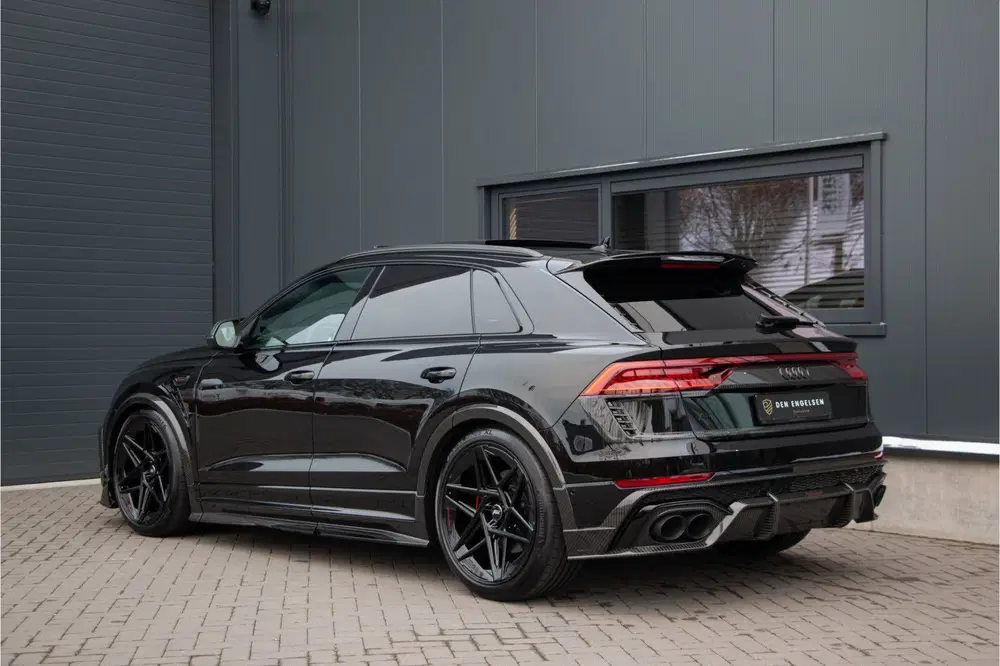 Audi RS Q8 Signature Edition uit 2022, foto 3