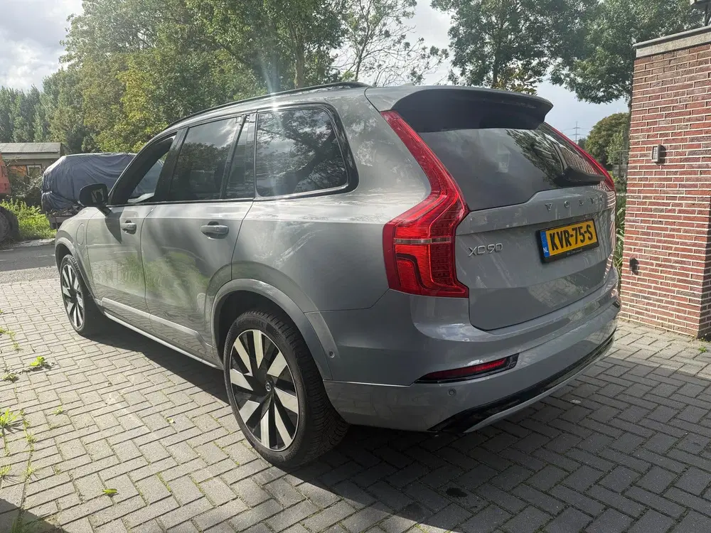 Volvo XC90 2.0 T8 AWD Ultimate Dark 360 Cam H uit 2023, foto 4
