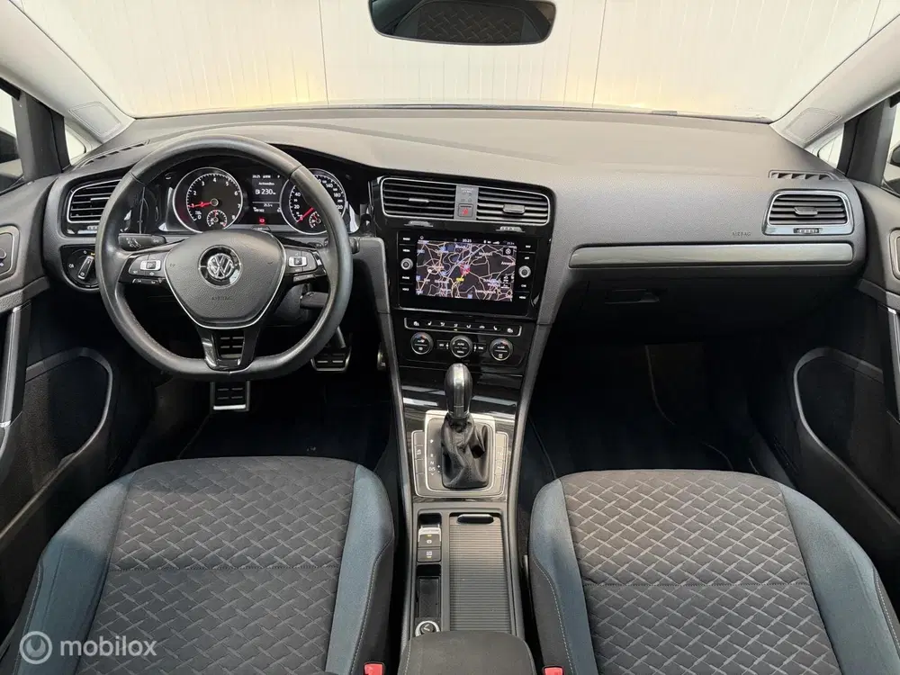 Volkswagen Golf 7.5 R-Line 1.5 TSI DSG 150PK uit 2019, foto 13