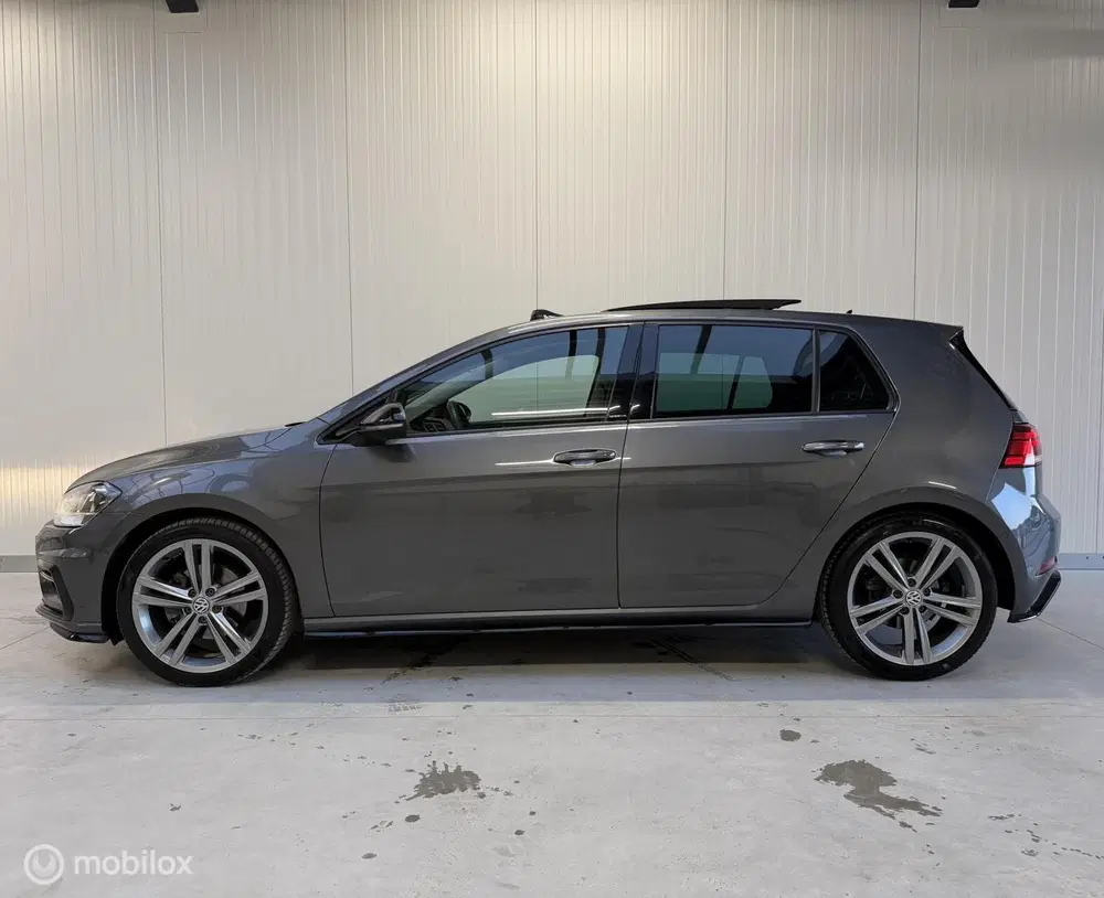 Volkswagen Golf 7.5 R-Line 1.5 TSI DSG 150PK uit 2019, foto 2