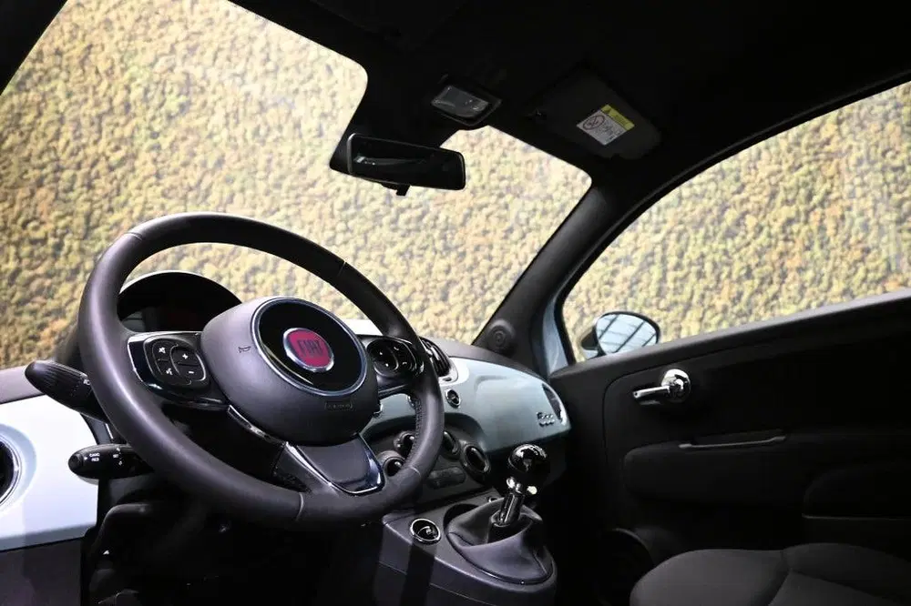 Fiat 500 1.0 Hybrid uit 2023, foto 12