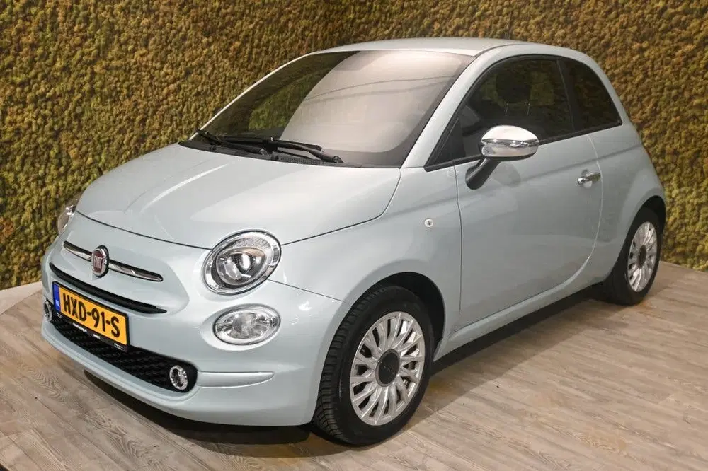 Fiat 500 1.0 Hybrid uit 2023, foto 4
