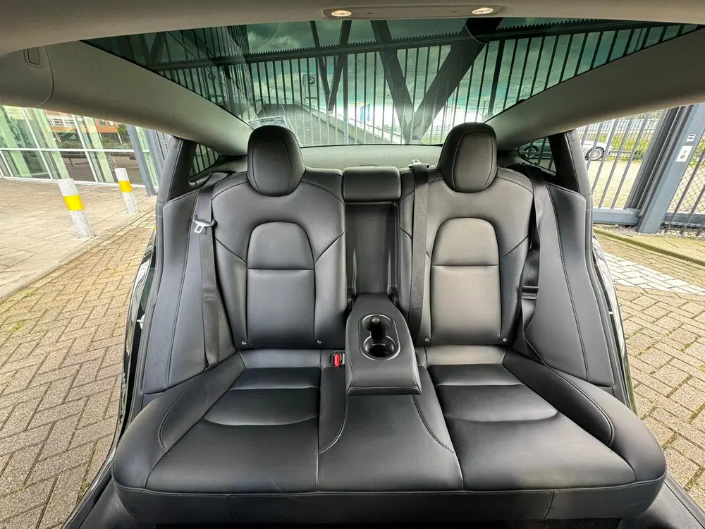 Tesla Model 3 2023 Standard RWD Plus 60kWh uit 2023, foto 15