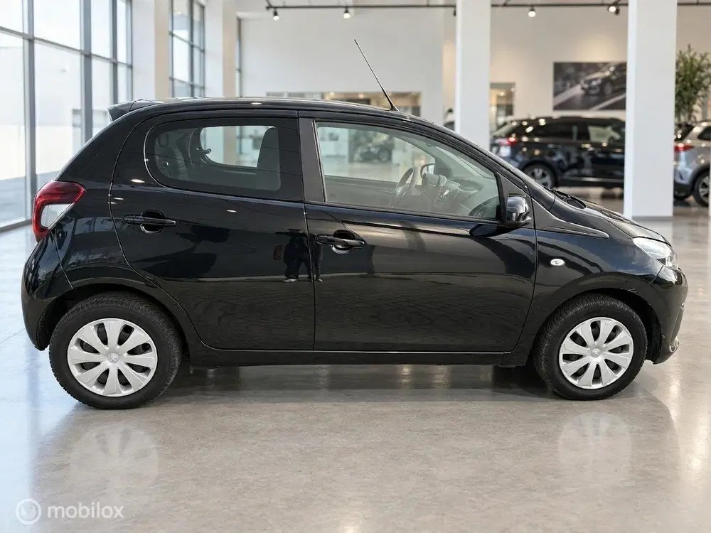 Peugeot 108 1.0 e-VTi Active uit 2021, foto 11