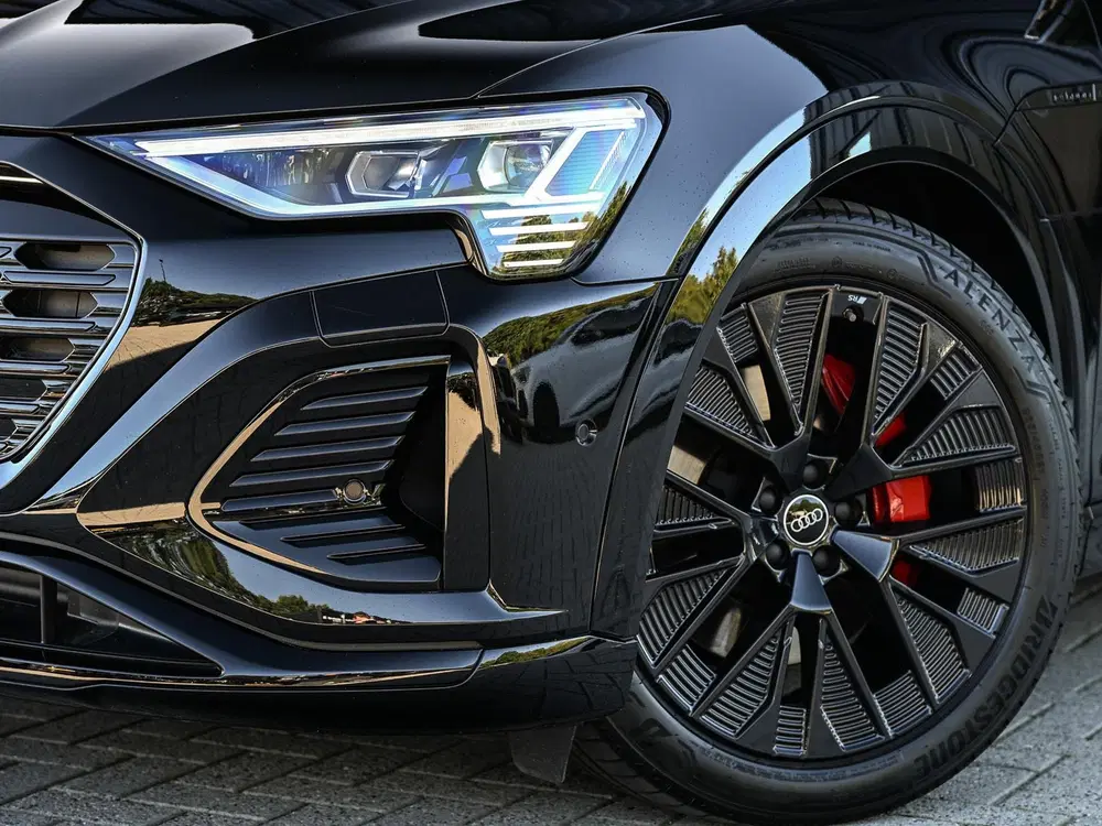 Audi Q8 e-tron 55 quattro S Edition 115 kWh 408pk uit 2024, foto 7