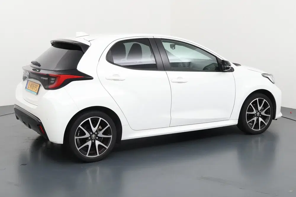 Toyota Yaris 1.5 Hybrid Executive Praktisch uit 2021, foto 11