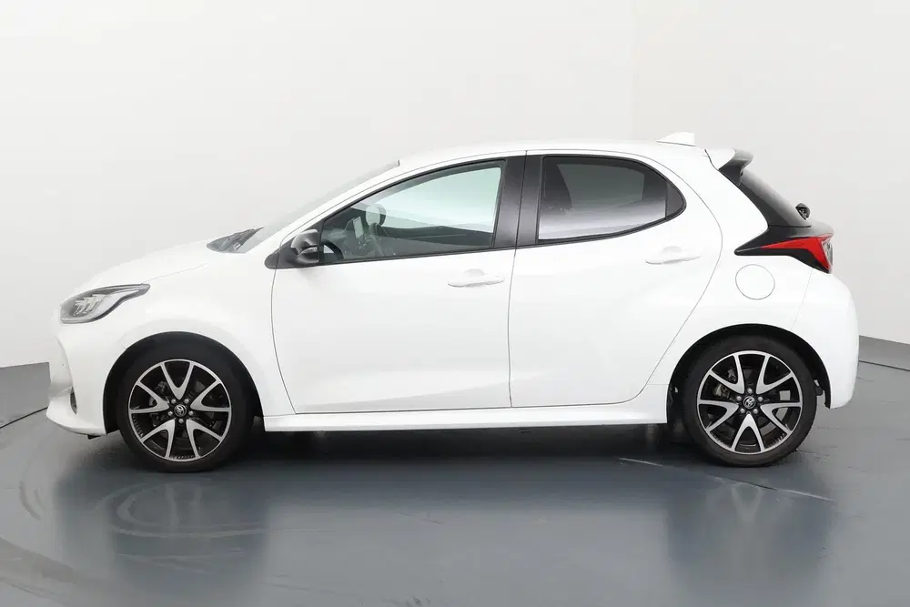 Toyota Yaris 1.5 Hybrid Executive Praktisch uit 2021, foto 12