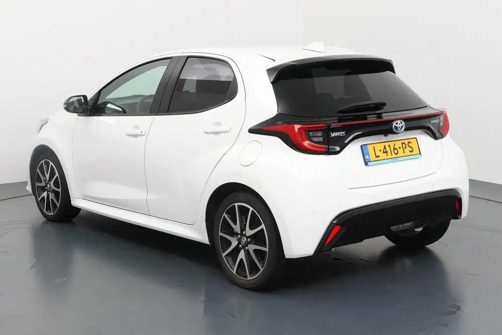 Toyota Yaris 1.5 Hybrid Executive Praktisch uit 2021, foto 7
