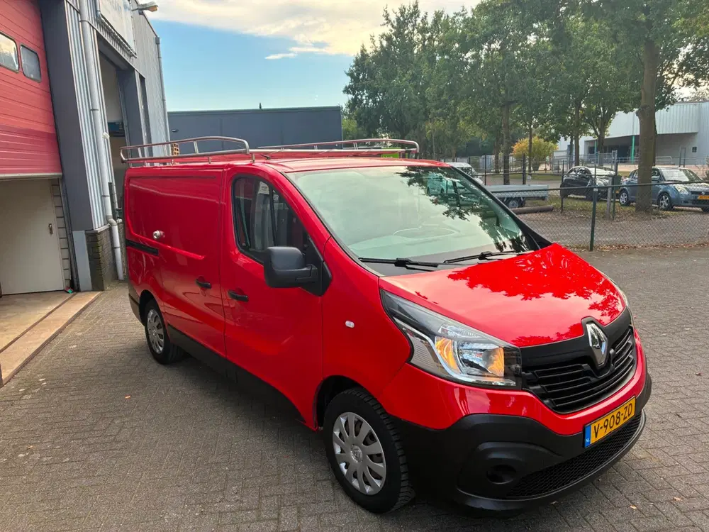 Renault Trafic 1.6 dCi T29 L1H1 Comfort Energy Imperiaal uit 2019, foto 2