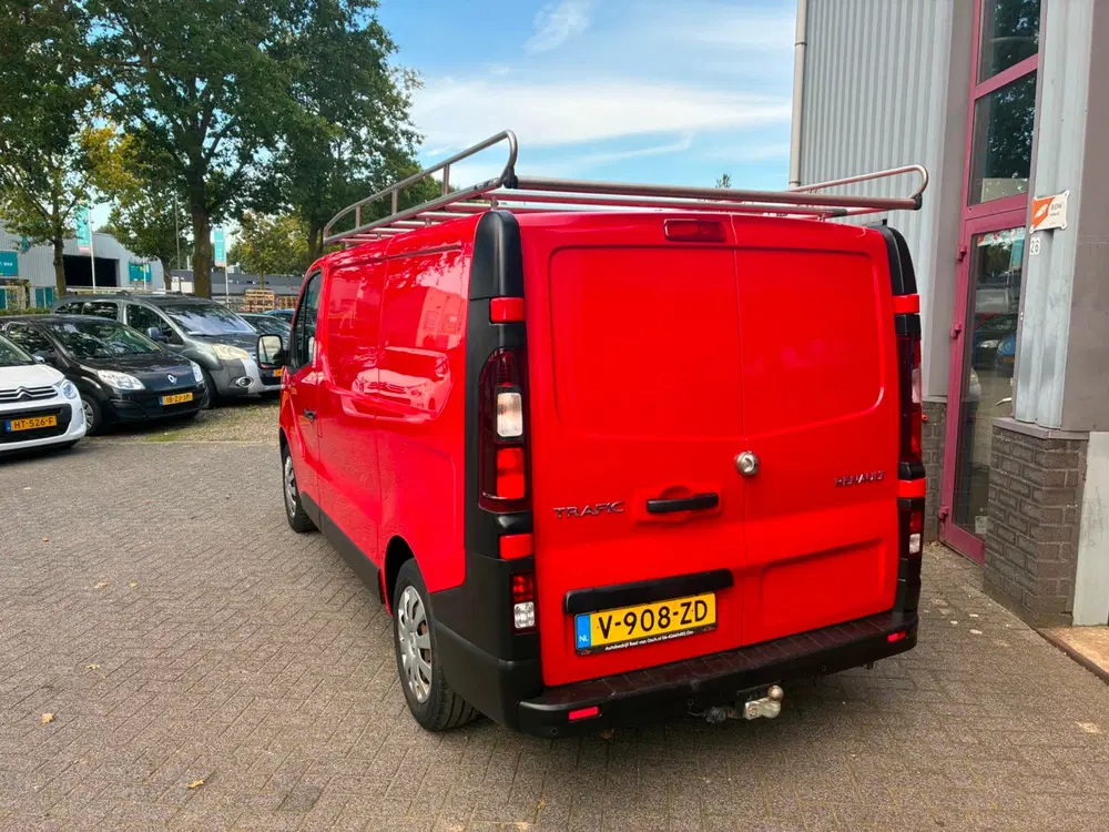 Renault Trafic 1.6 dCi T29 L1H1 Comfort Energy Imperiaal uit 2019, foto 3