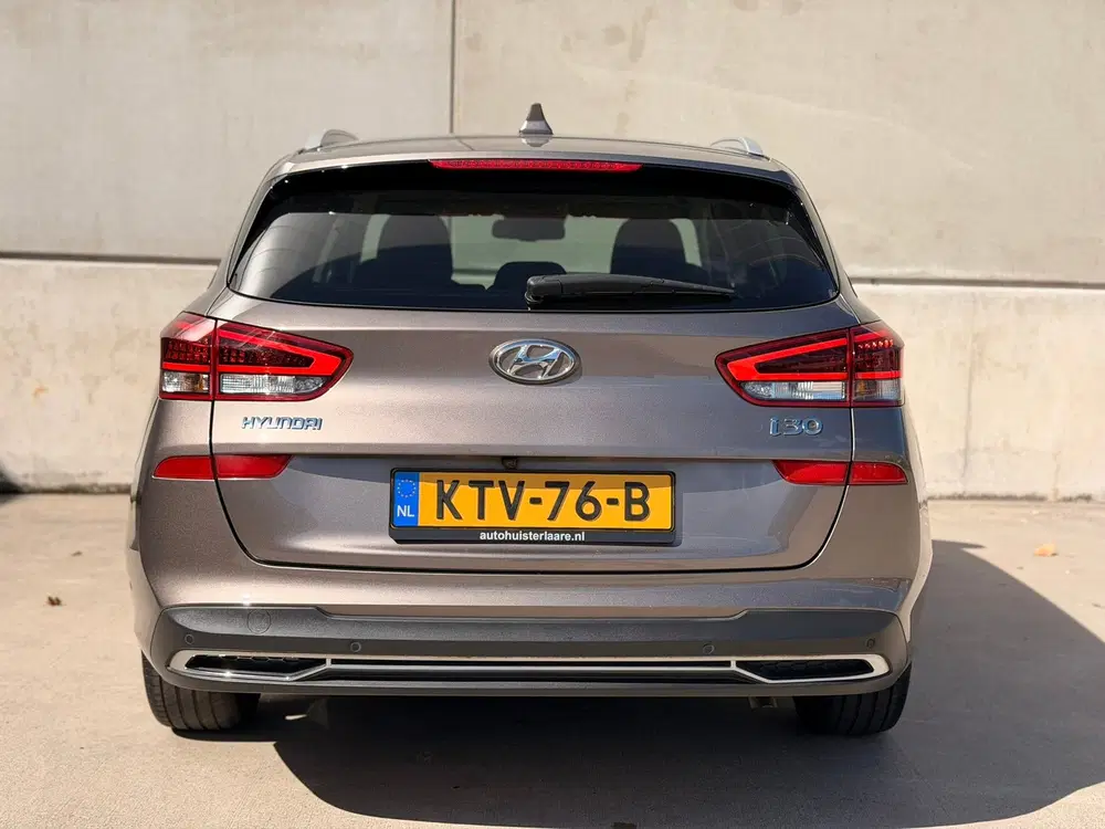 Hyundai i30 1.0 T-GDi MHEV Comfort Smart Virtual Camer uit 2022, foto 5