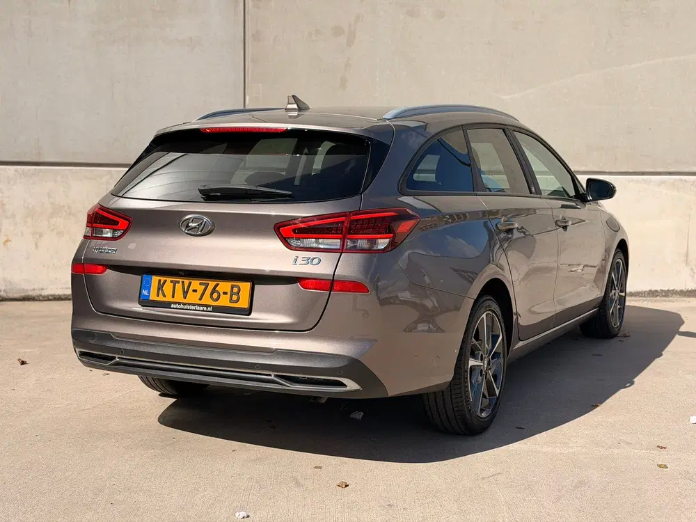 Hyundai i30 1.0 T-GDi MHEV Comfort Smart Virtual Camer uit 2022, foto 6
